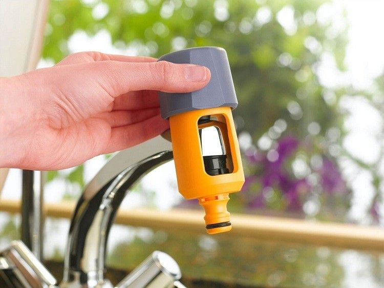 Коннектор HoZelock 2274 для крана-смесителя до 43 мм на 34 мм