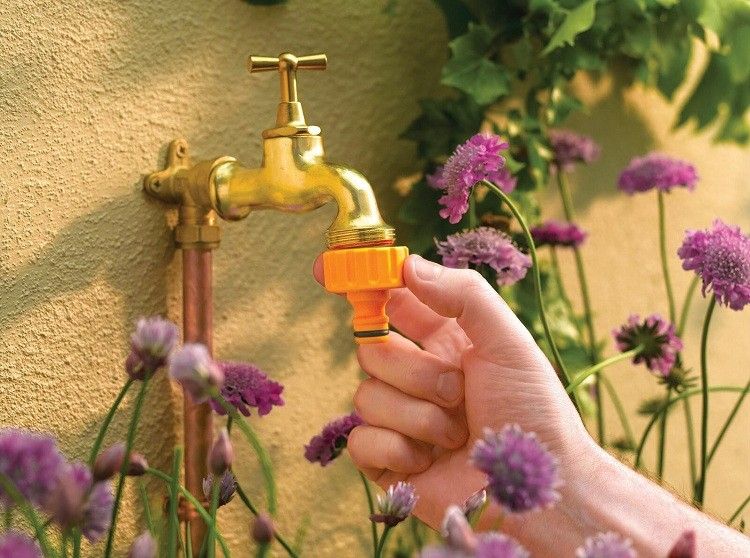 Коннектор hozelock 2158 для крана вне помещений 1