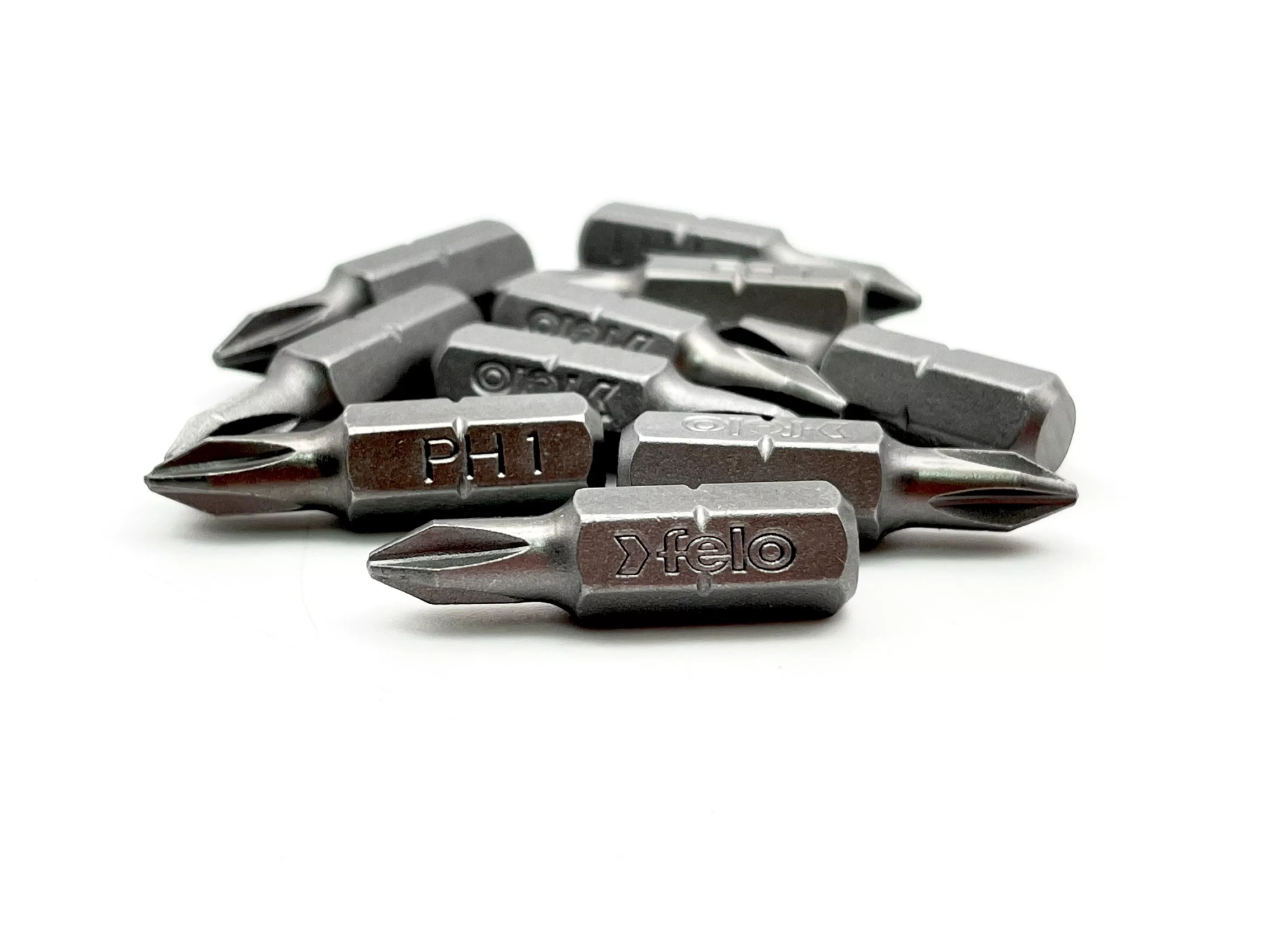 Бита крестовая серия Industrial PH 1X25, 10 шт в пластиковом боксе FELO 022 010 16